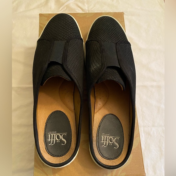 Sofft black slides - Picture 1 of 10